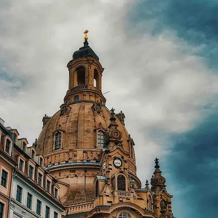 Penthouse 6 Personen, Wlan, Waschmaschine アパート ピルナ